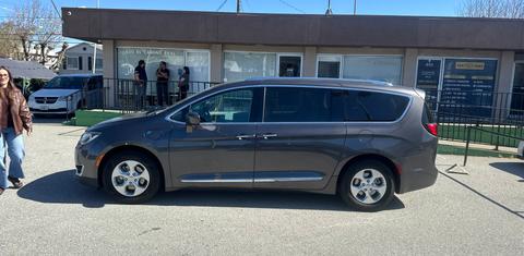Chrysler Pacifica 2018