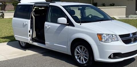 Dodge Grand Caravan 2017