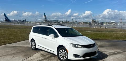 Chrysler Pacifica 2017