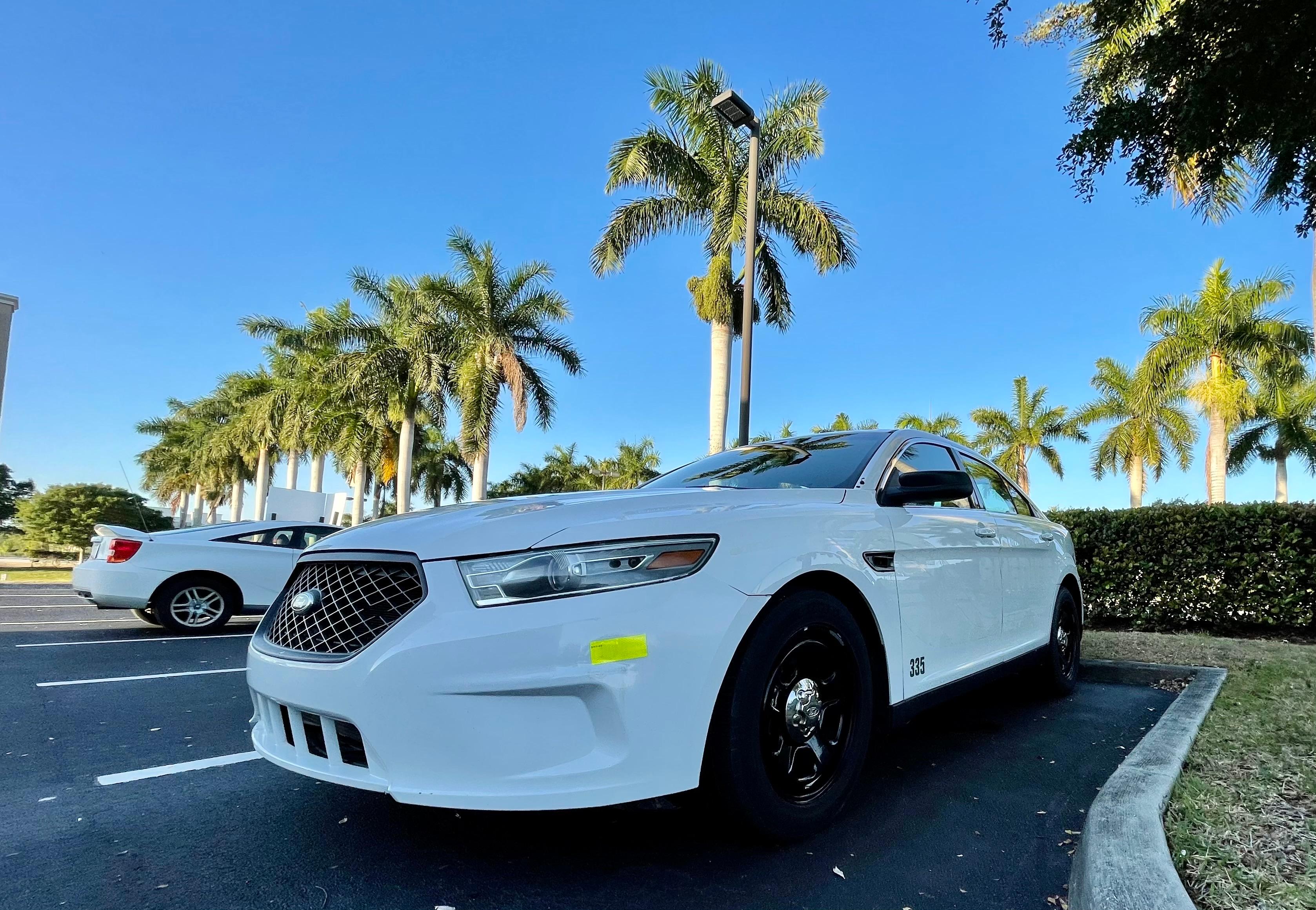 Ford Taurus 2013 in 
