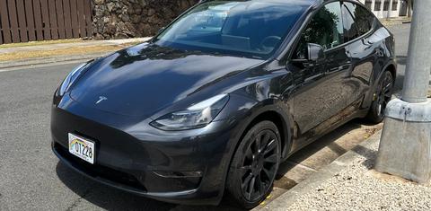 Tesla Model Y 2024