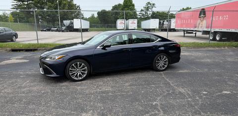 Lexus ES 2019