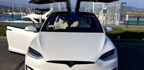 Tesla Model X 2021