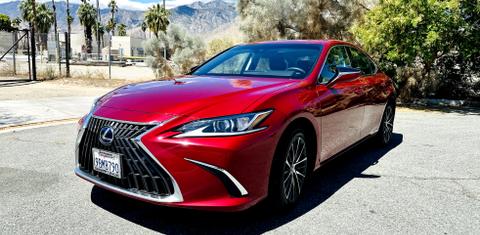 Lexus ES 2022