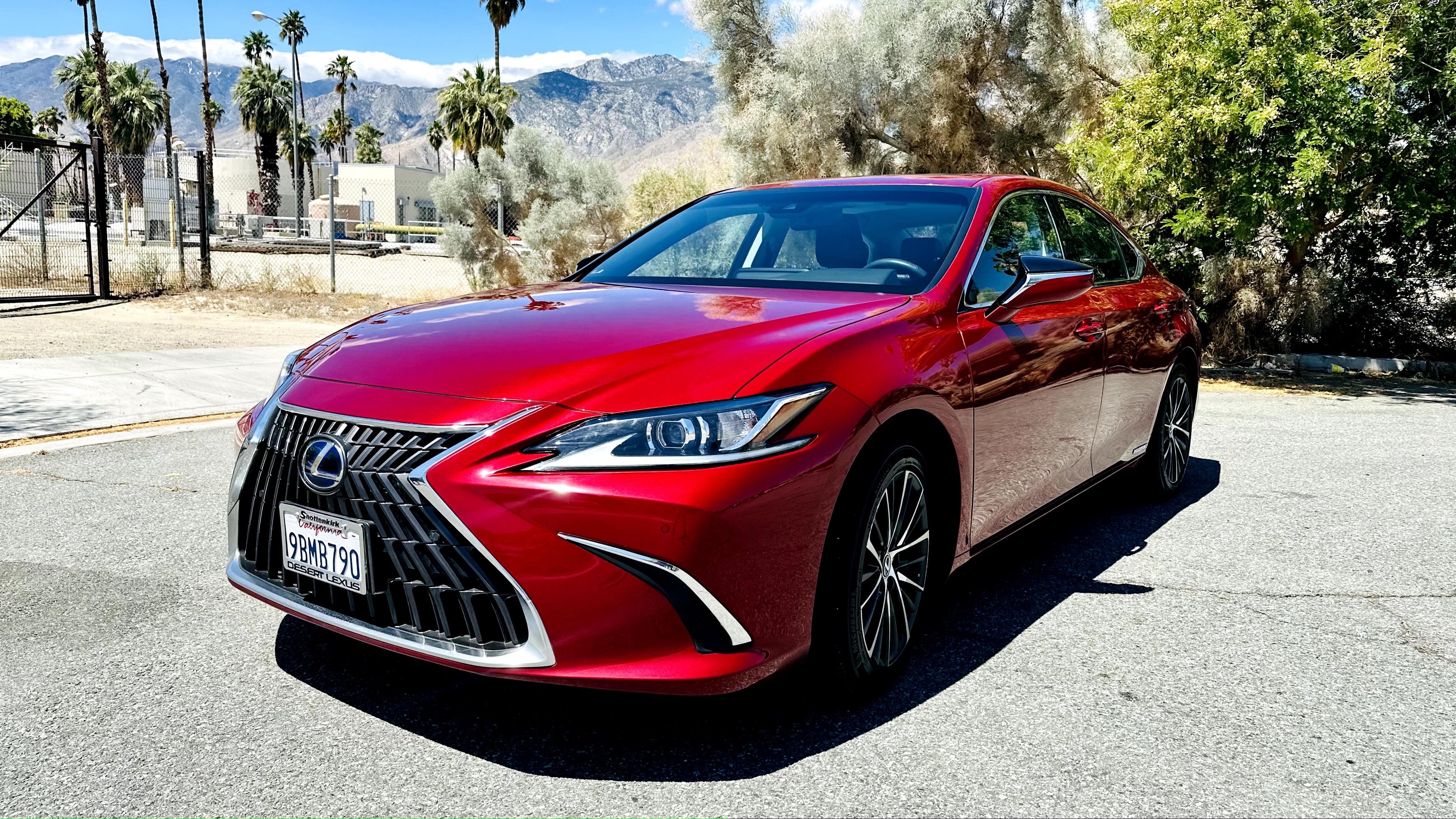 Lexus ES 2022 in Palm Desert, CA