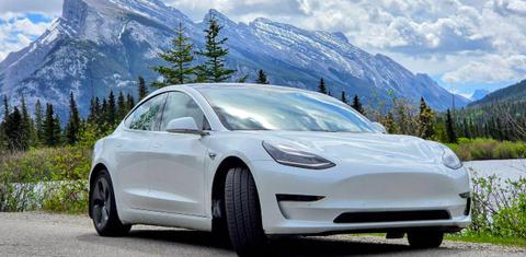 Tesla Model 3 2019