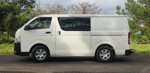 Toyota HIACE 2018