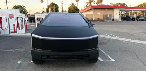 Tesla Cybertruck 2026