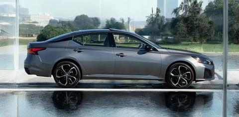 Nissan Altima 2023