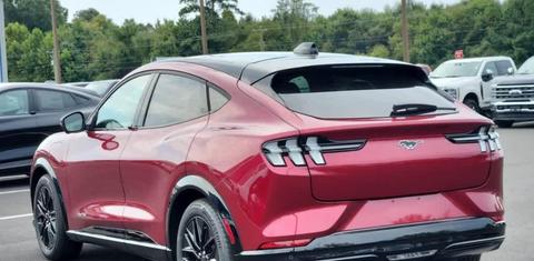 Ford Mustang Mach-E 2025