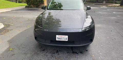 Tesla Model Y 2026