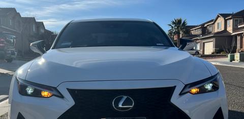 Lexus IS 2024