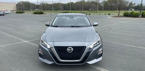 Nissan Altima 2021