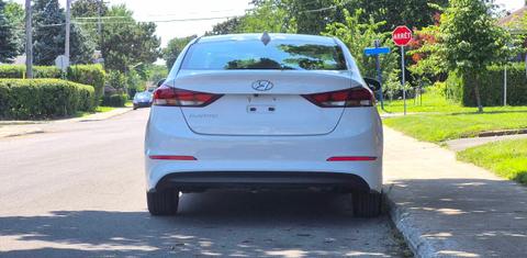 Hyundai Elantra 2018