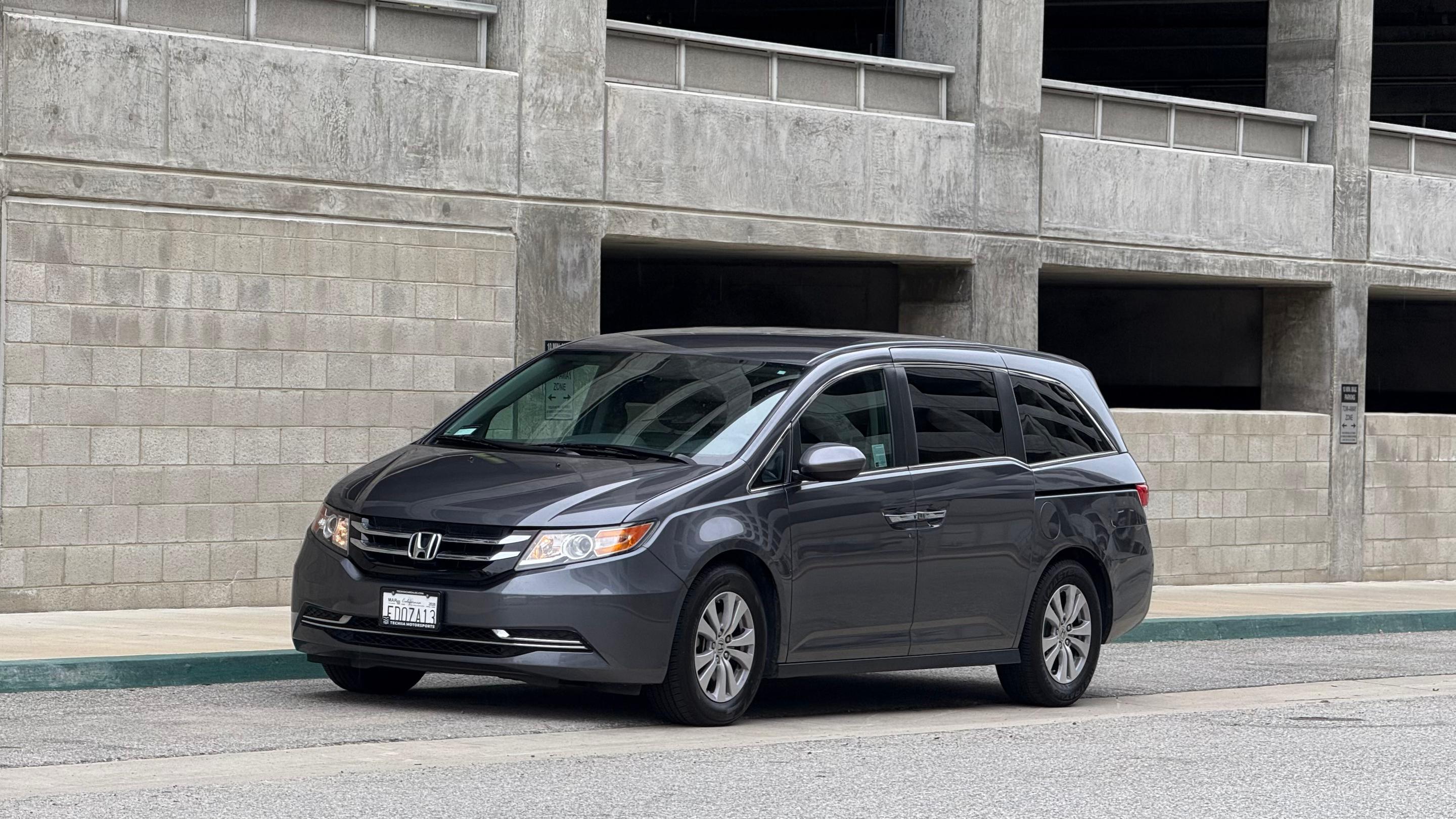 Honda Odyssey 2016 in Los Angeles, CA