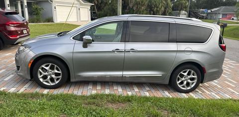 Chrysler Pacifica 2020