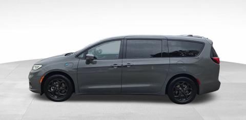 Chrysler Pacifica 2022