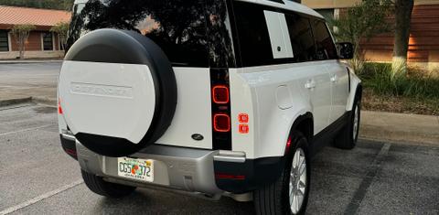 Land Rover Defender 2022