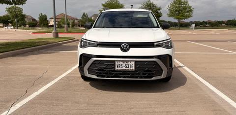 Volkswagen Taos 2025
