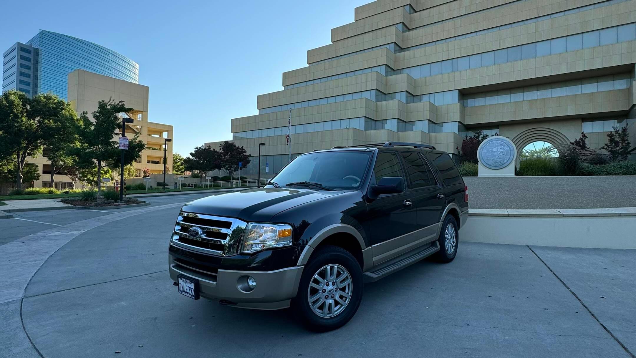 Ford Expedition 2014 in Sacramento, CA