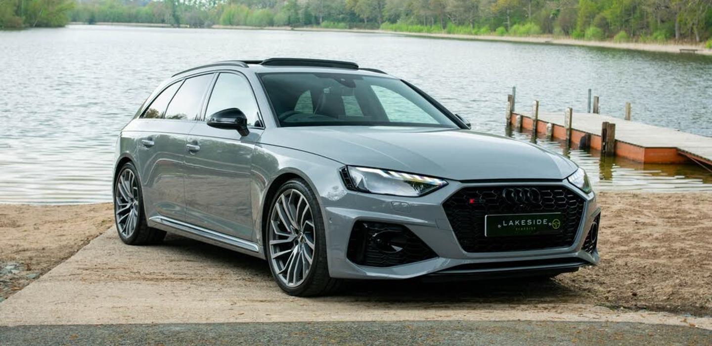 Audi RS4 Avant 2020 rental in London, GBR by Myles P. Turo