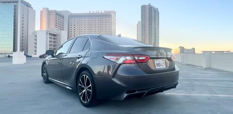 Toyota Camry 2019