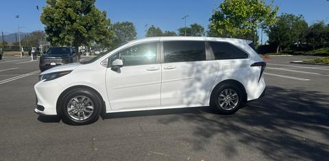 Toyota Sienna 2026