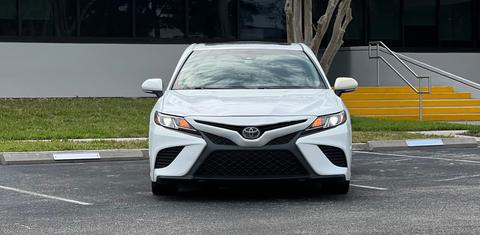 Toyota Camry 2018