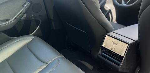 Tesla Model 3 2025