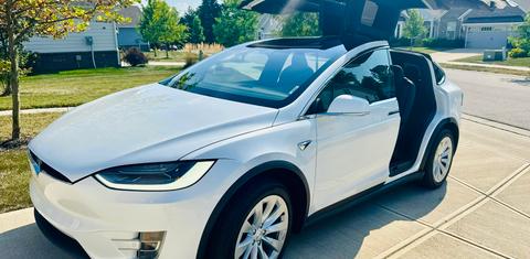 Tesla Model X 2020