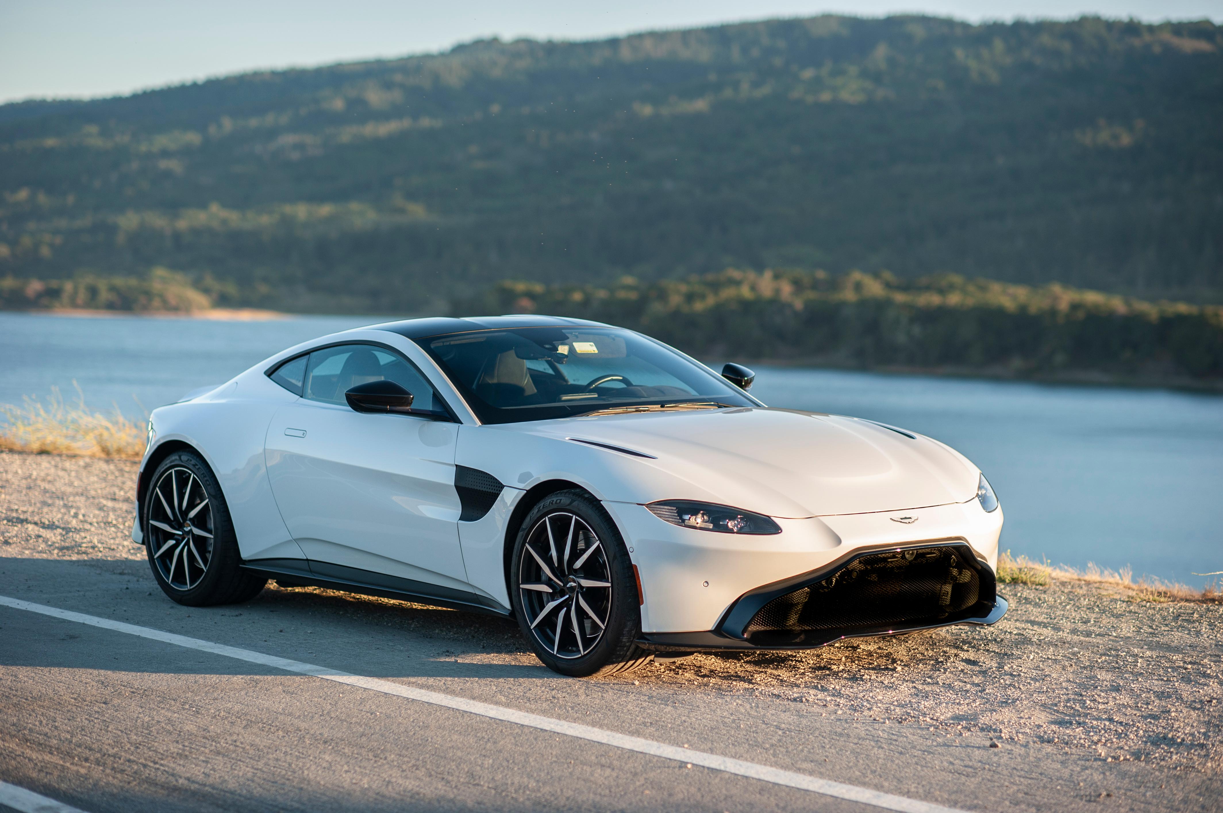 Aston Martin Vantage 2020 in San Carlos, CA