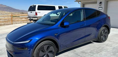 Tesla Model Y 2026