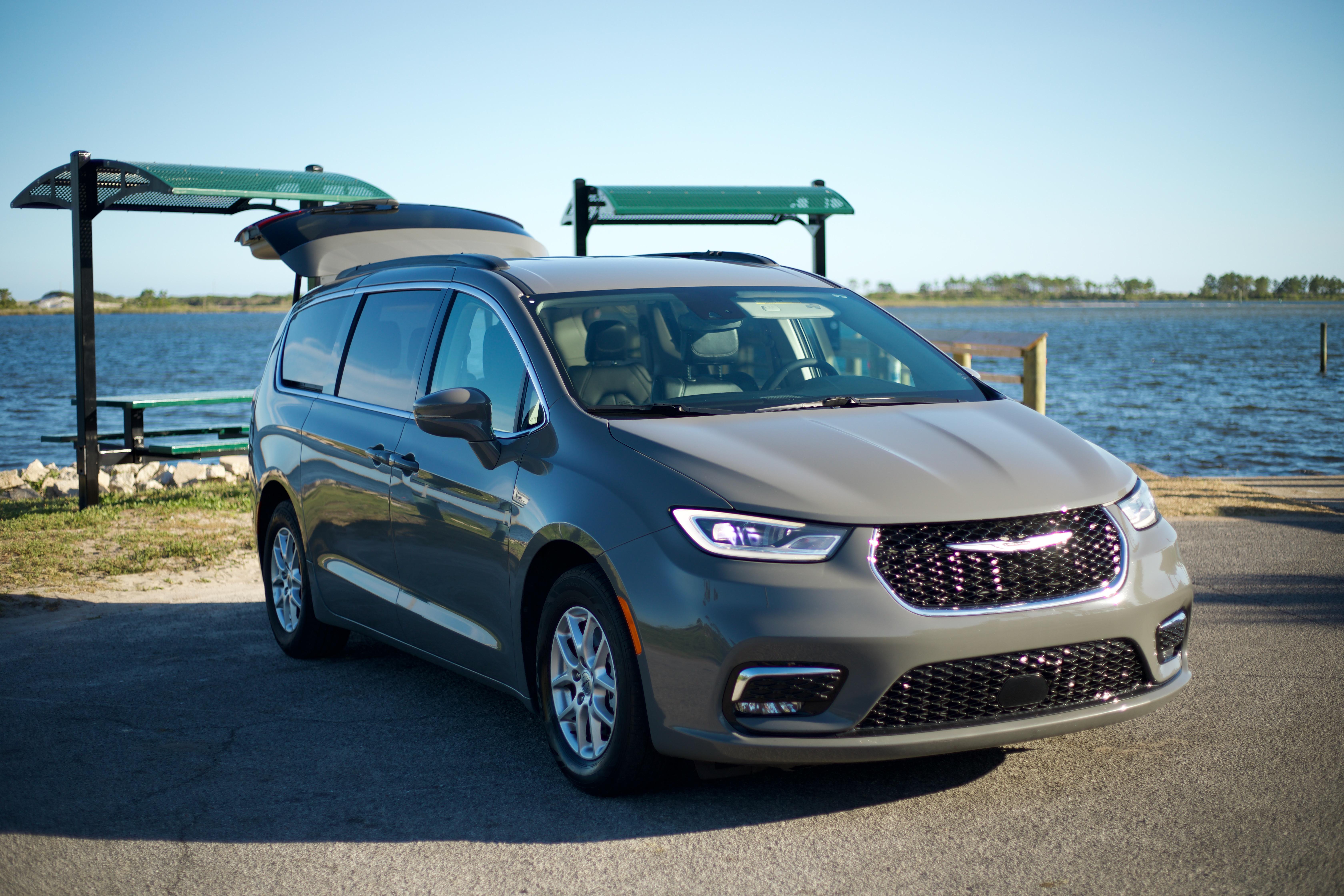 Chrysler Pacifica 2022 in Fort Walton Beach, FL