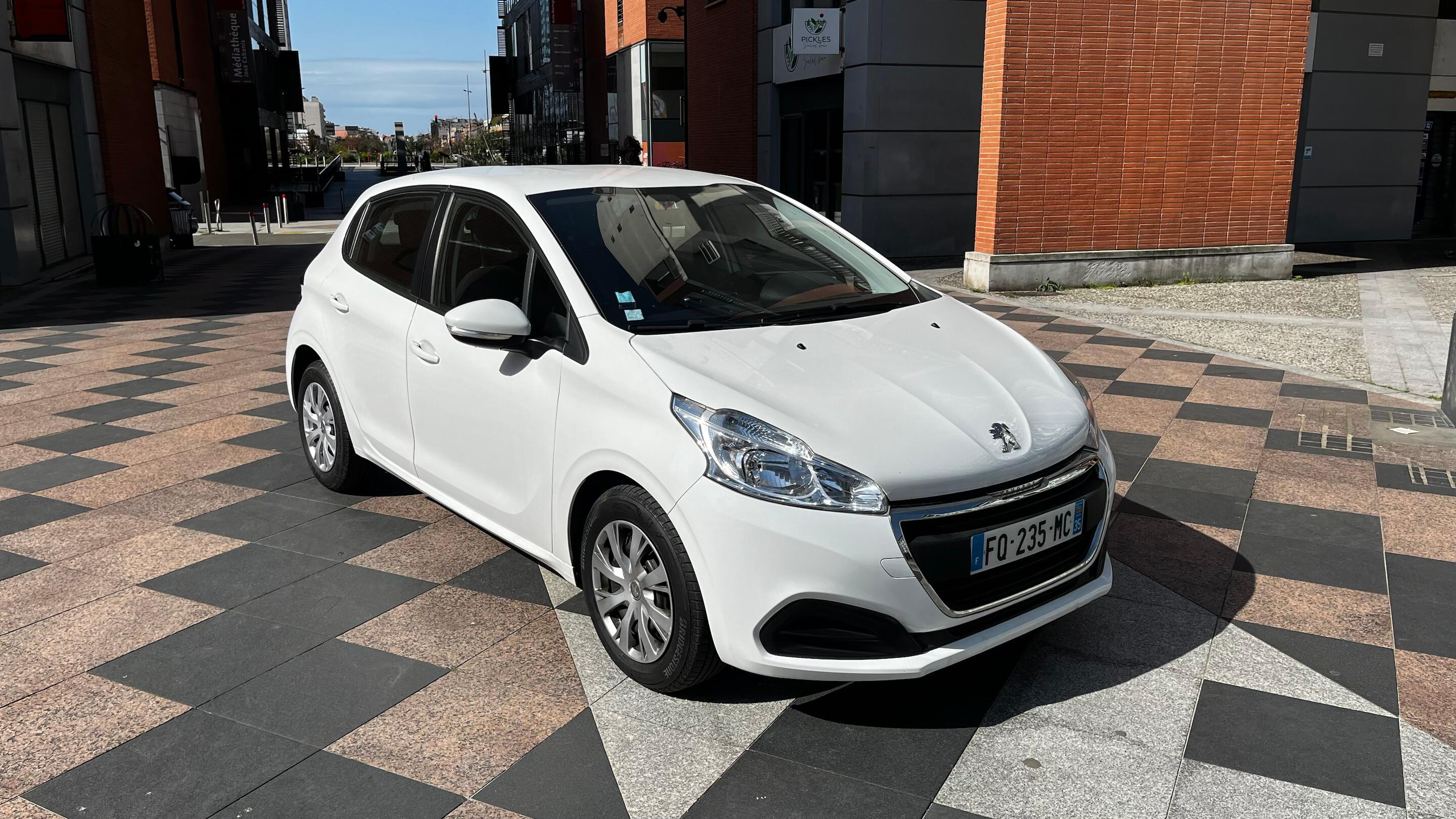 Peugeot 208 2020 in Toulouse