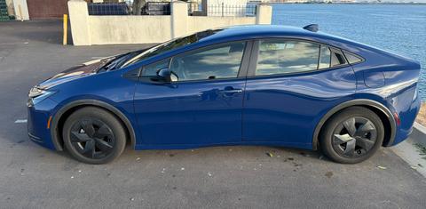Toyota Prius 2025