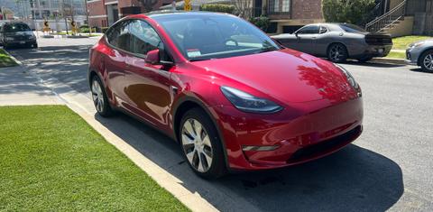 Tesla Model Y 2024