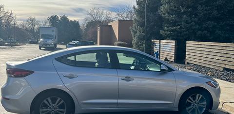 Hyundai Elantra 2017