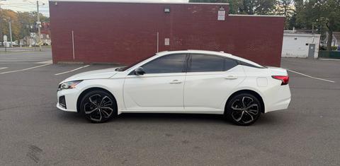 Nissan Altima 2023