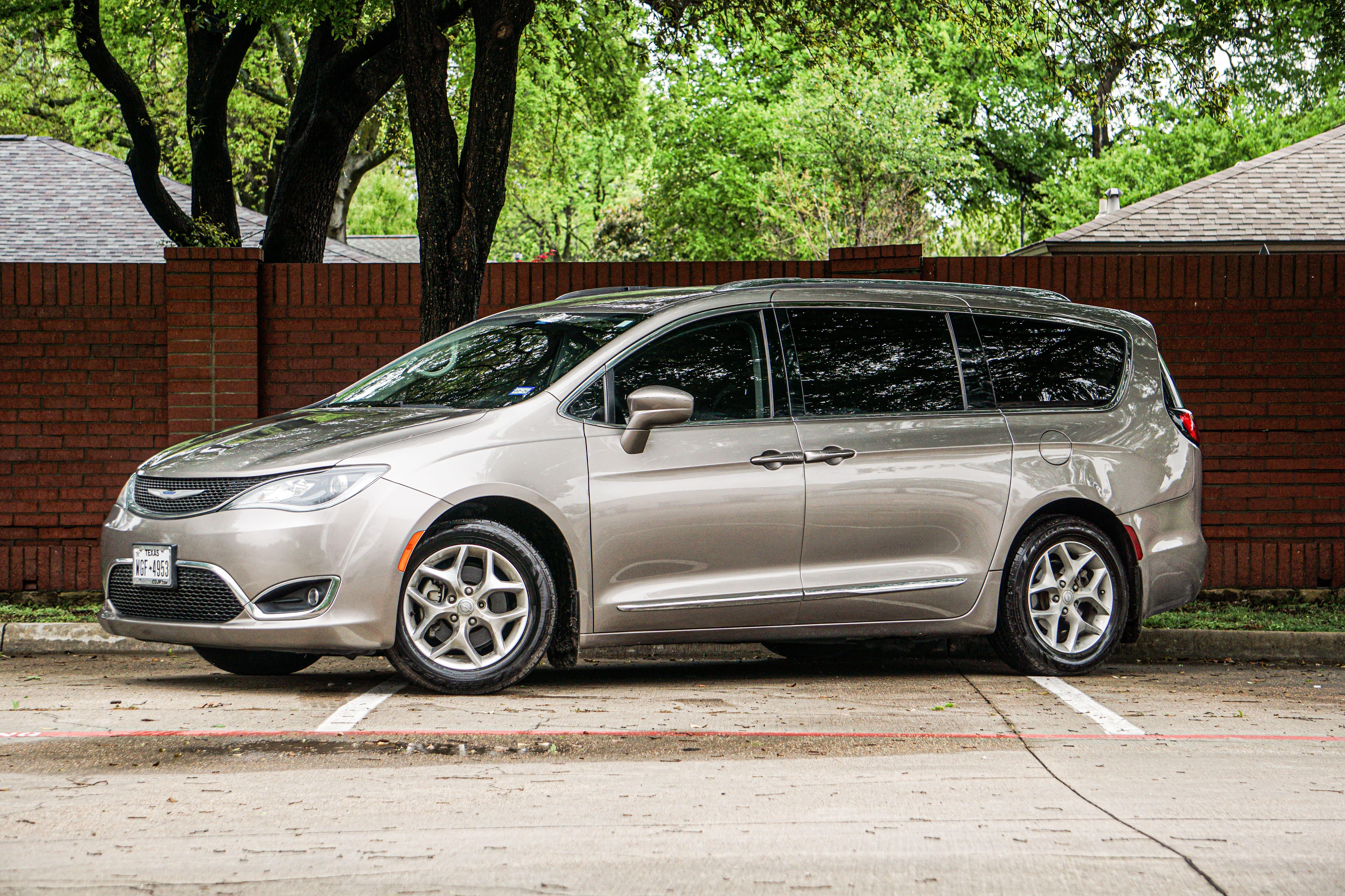Chrysler Pacifica 2018 in Plano, TX