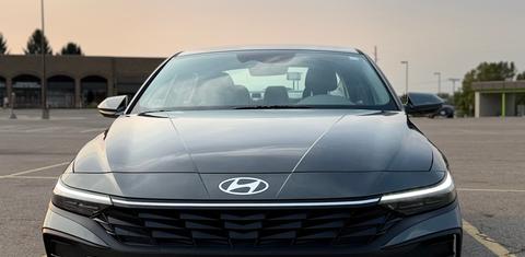 Hyundai Elantra 2025