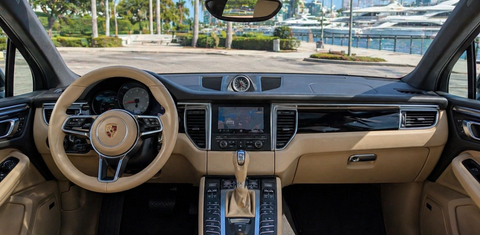 Porsche Macan 2016