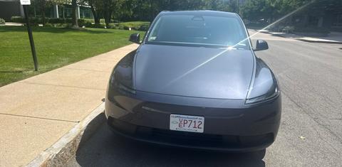 Tesla Model Y 2026