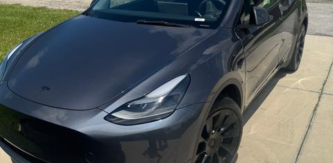 Tesla Model Y 2023