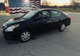 Nissan Versa car