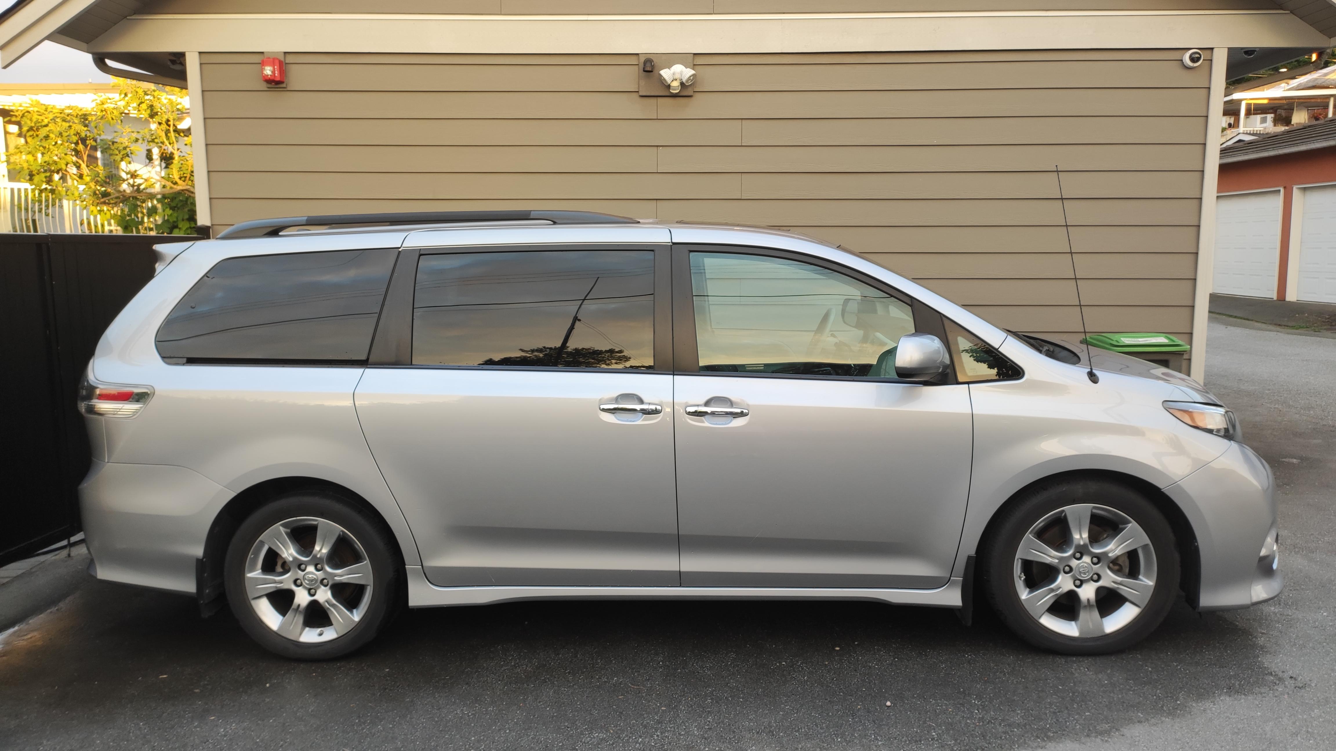 Toyota Sienna 2013 à 