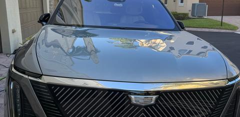Cadillac VISTIQ 2026