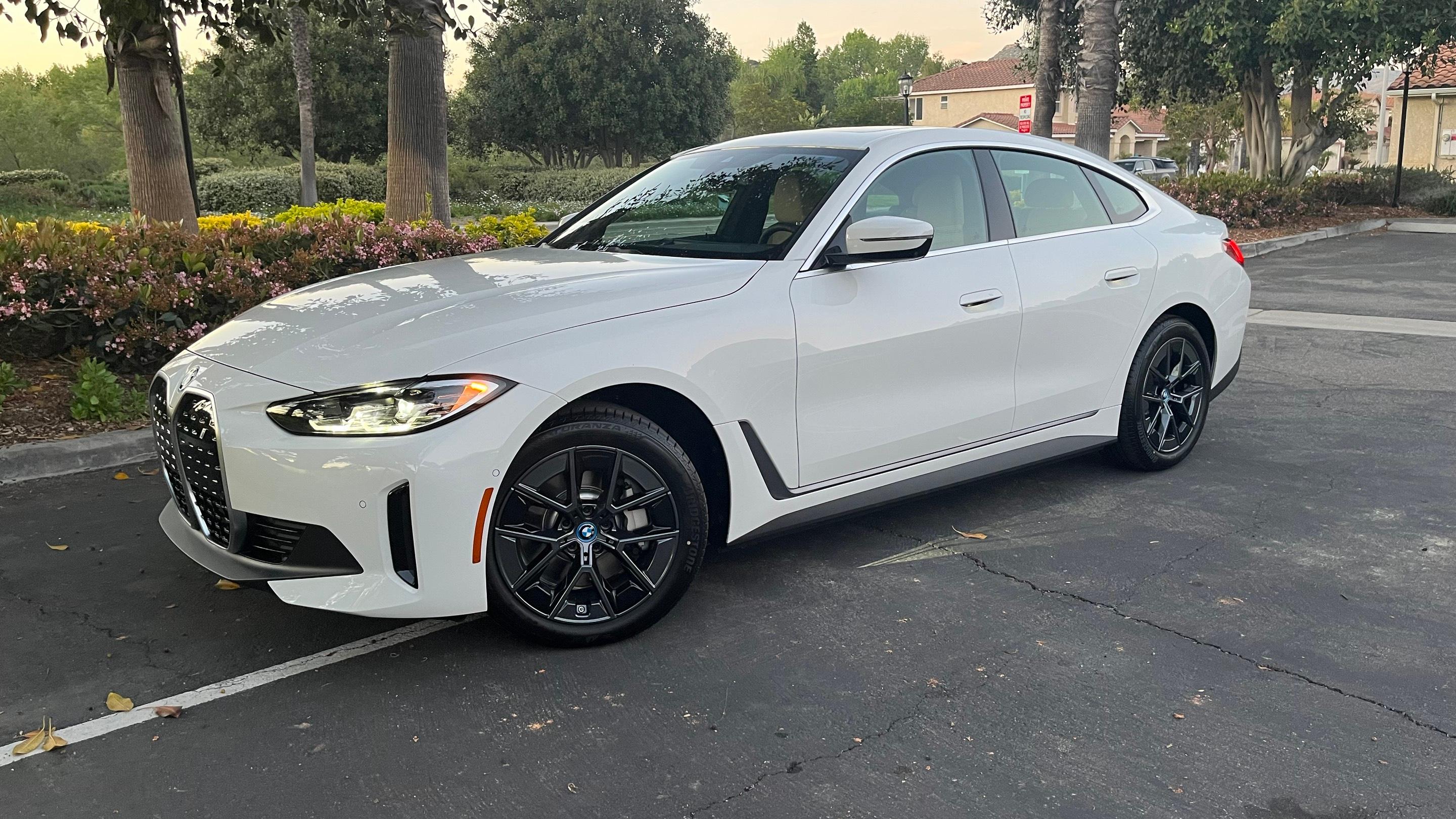 BMW i4 2023 in Temecula, CA