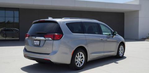 Chrysler Pacifica 2020