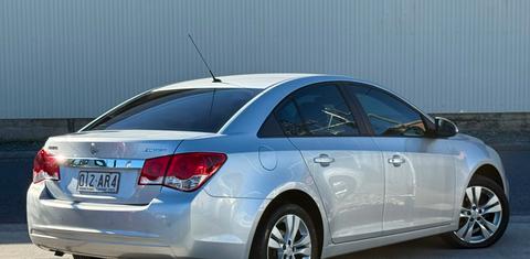 Holden CRUZE 2015