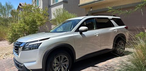 Nissan Pathfinder 2025